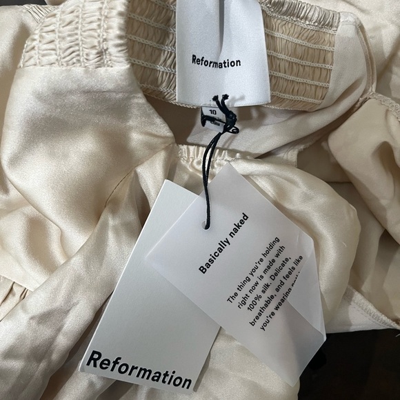 NWT Reformation Chiara Long Sleeve Silk Blouse Top Almond Cream Black 10 - Picture 8 of 8